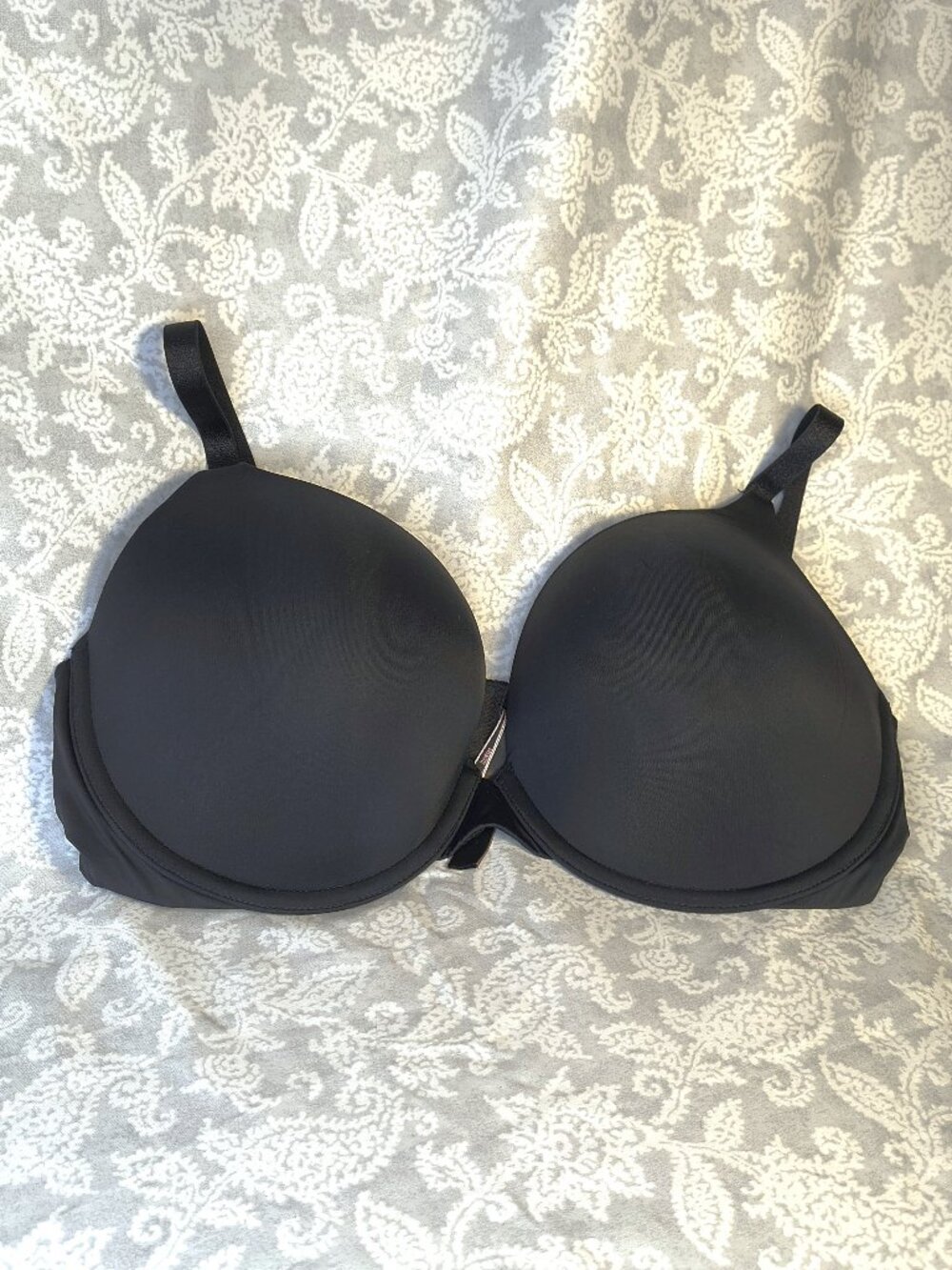 Victoria's Secret black push-up T-shirt bra full coverage 38D